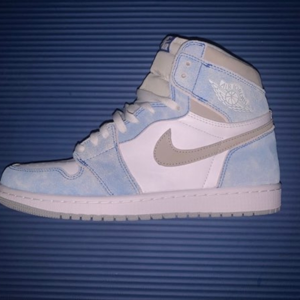 Nike Jordan 1 Hyper Royal Size 11 New!